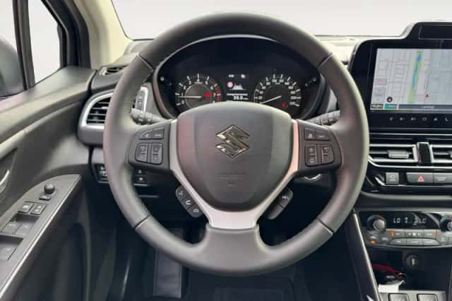 Suzuki S-Cross (2025) thumbnail 14