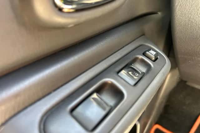 Suzuki Jimny (2015) thumbnail 20