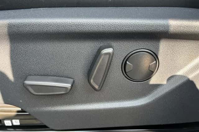 Ford E-Transit Custom (2026) thumbnail 12