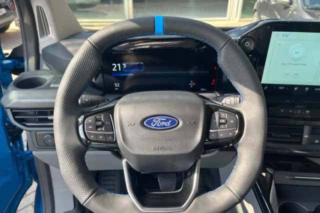 Ford E-Transit Custom (2026) thumbnail 17