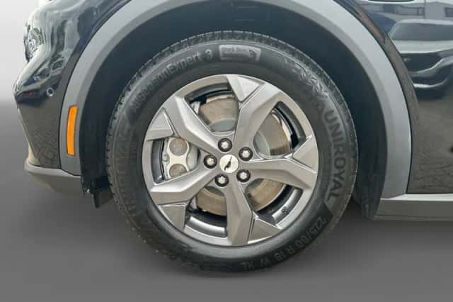 Ford Mustang Mach-E (2023) thumbnail 8
