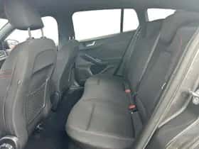 Ford Focus (2023) thumbnail 11