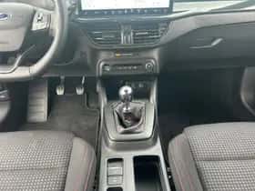 Ford Focus (2023) thumbnail 12