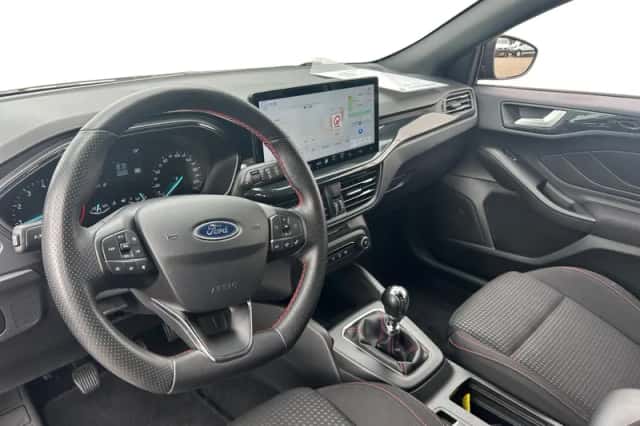 Ford Focus (2023) thumbnail 16