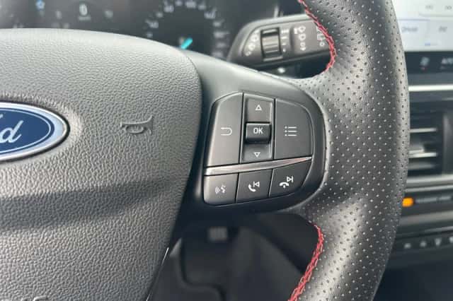 Ford Focus (2023) thumbnail 19