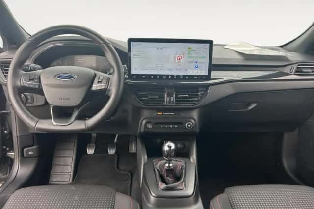 Ford Focus (2023) thumbnail 21