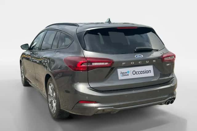 Ford Focus (2023) thumbnail 4