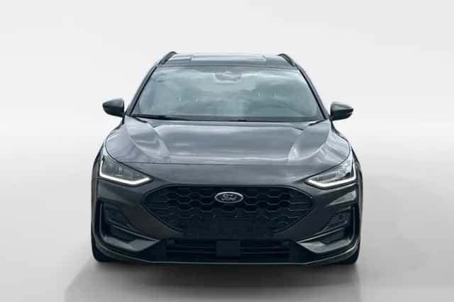 Ford Focus (2023) thumbnail 6