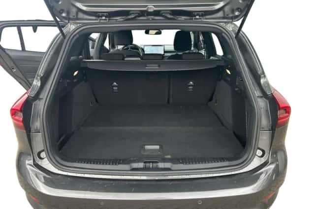 Ford Focus (2023) thumbnail 8
