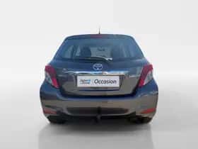 Toyota Yaris (2012) thumbnail 5