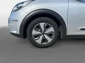 Kia Niro (2019) thumbnail 16