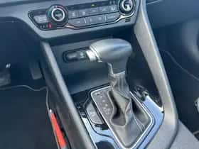 Kia Niro (2019) thumbnail 25