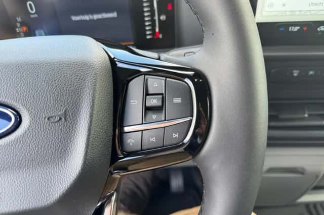 Ford Transit Custom (2024) thumbnail 18