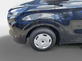 Ford Transit Custom (2024) thumbnail 3