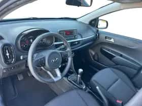 Kia Picanto (2021) thumbnail 15