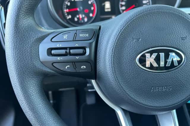 Kia Picanto (2021) thumbnail 17