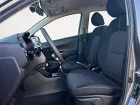 Kia Picanto (2021) thumbnail 9