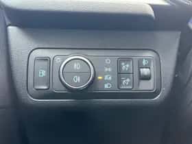 Ford Kuga (2025) thumbnail 25
