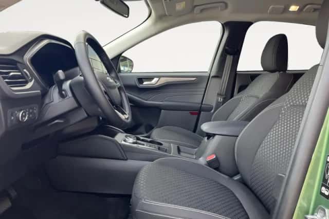 Ford Kuga (2025) thumbnail 5
