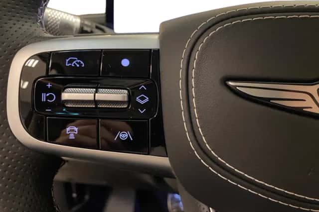 Genesis GV70 (2026) thumbnail 17