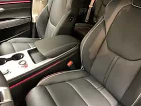 Genesis GV70 (2026) thumbnail 22
