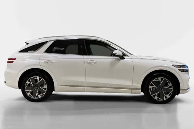 Genesis GV70 (2026) thumbnail 7