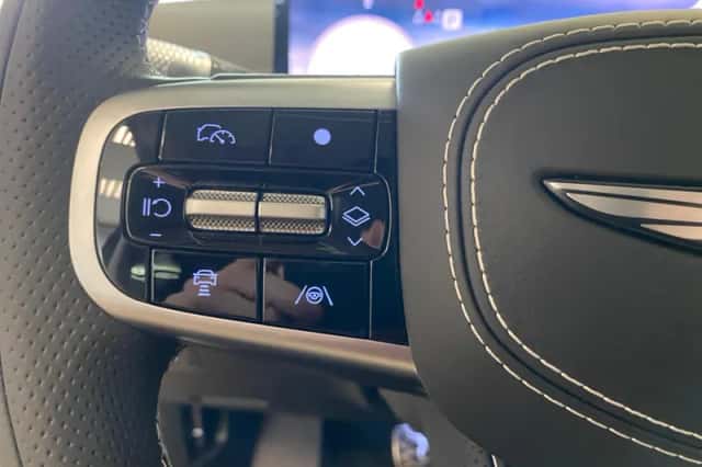 Genesis GV70 (2026) thumbnail 23