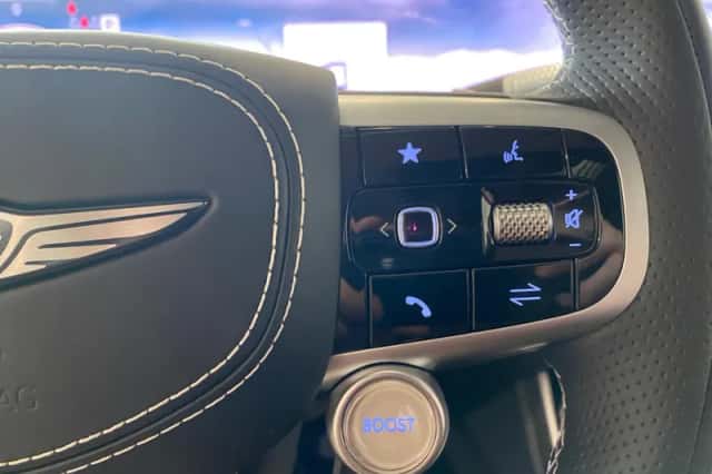 Genesis GV70 (2026) thumbnail 24