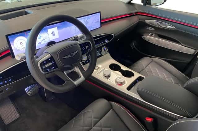 Genesis GV70 (2026) thumbnail 9