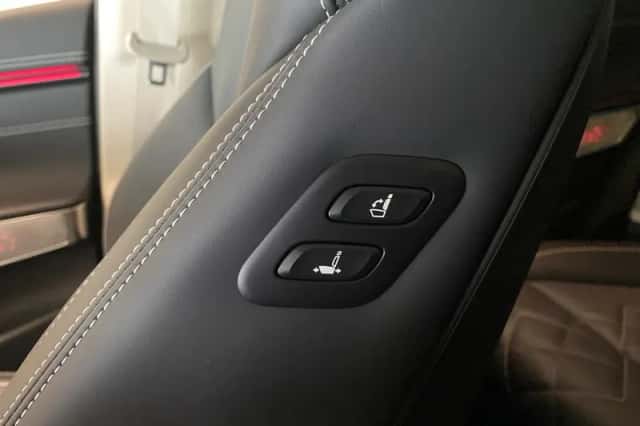 Genesis GV70 (2026) thumbnail 10