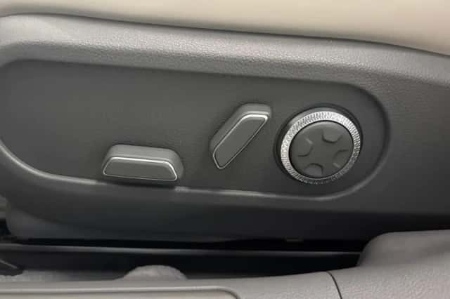 Genesis GV60 (2026) thumbnail 19