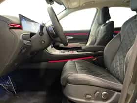 Genesis GV70 (2026) thumbnail 11
