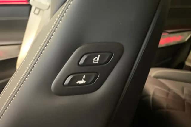 Genesis GV70 (2026) thumbnail 25