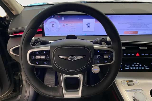 Genesis GV70 (2026) thumbnail 10