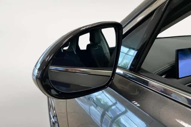 Genesis GV70 (2026) thumbnail 10