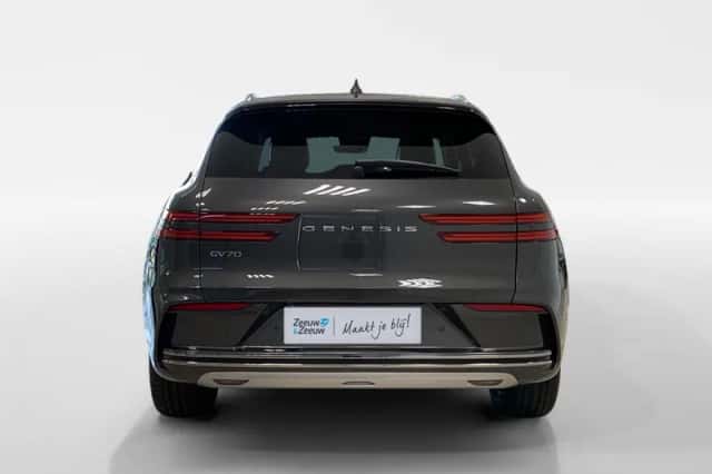 Genesis GV70 (2026) thumbnail 6