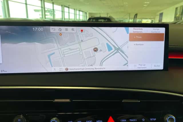 Genesis GV70 (2026) thumbnail 16