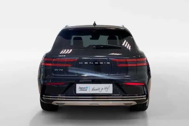 Genesis GV70 (2026) thumbnail 3