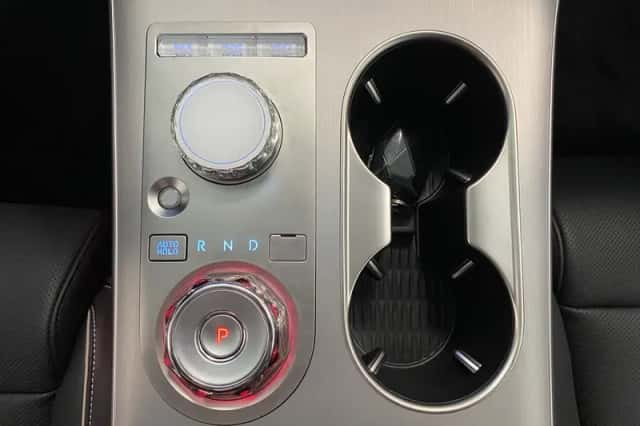 Genesis GV70 (2026) thumbnail 25