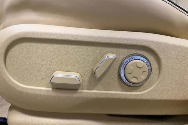 Genesis GV60 (2026) thumbnail 25