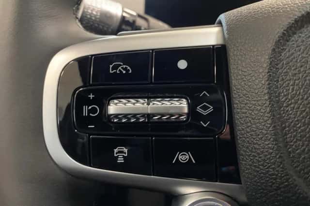 Genesis GV60 (2026) thumbnail 15