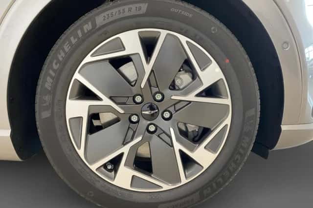 Genesis GV60 (2026) thumbnail 9