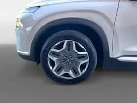 Hyundai Santa Fe (2023) thumbnail 16