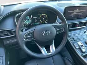 Hyundai Santa Fe (2023) thumbnail 18