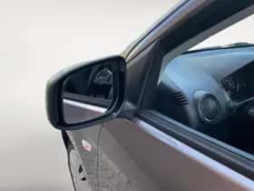 Mitsubishi Space Star (2020) thumbnail 15