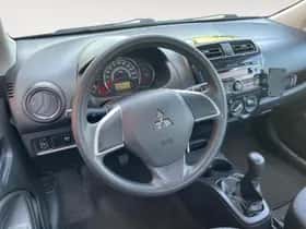 Mitsubishi Space Star (2020) thumbnail 17