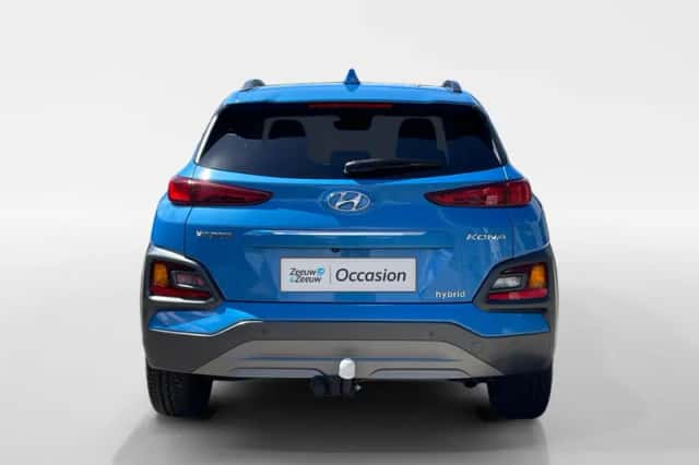 Hyundai Kona (2021) thumbnail 4