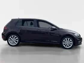 Volkswagen Golf (2017) thumbnail 5