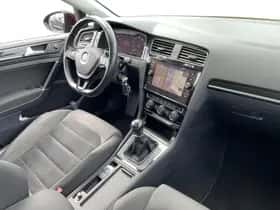 Volkswagen Golf (2017) thumbnail 10