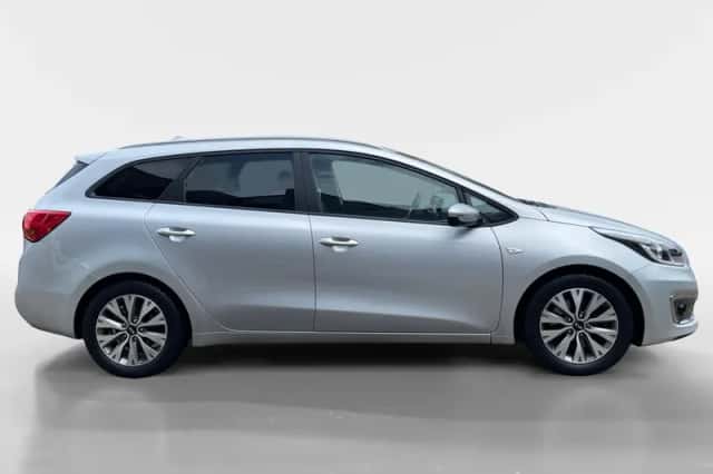 Kia Cee'd (2018) thumbnail 4
